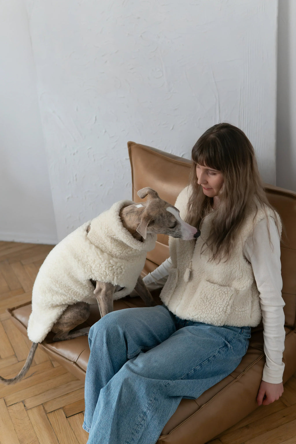 Hundeweste aus Wolle – Weiß